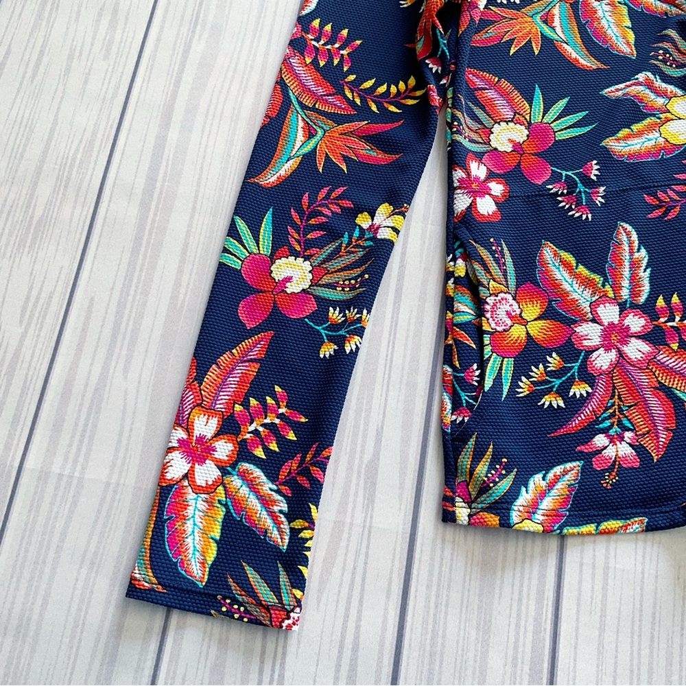 Tommy Bahama Tropical Print Zip-Front Long-Sleeve Jacket - Picture 12 of 15